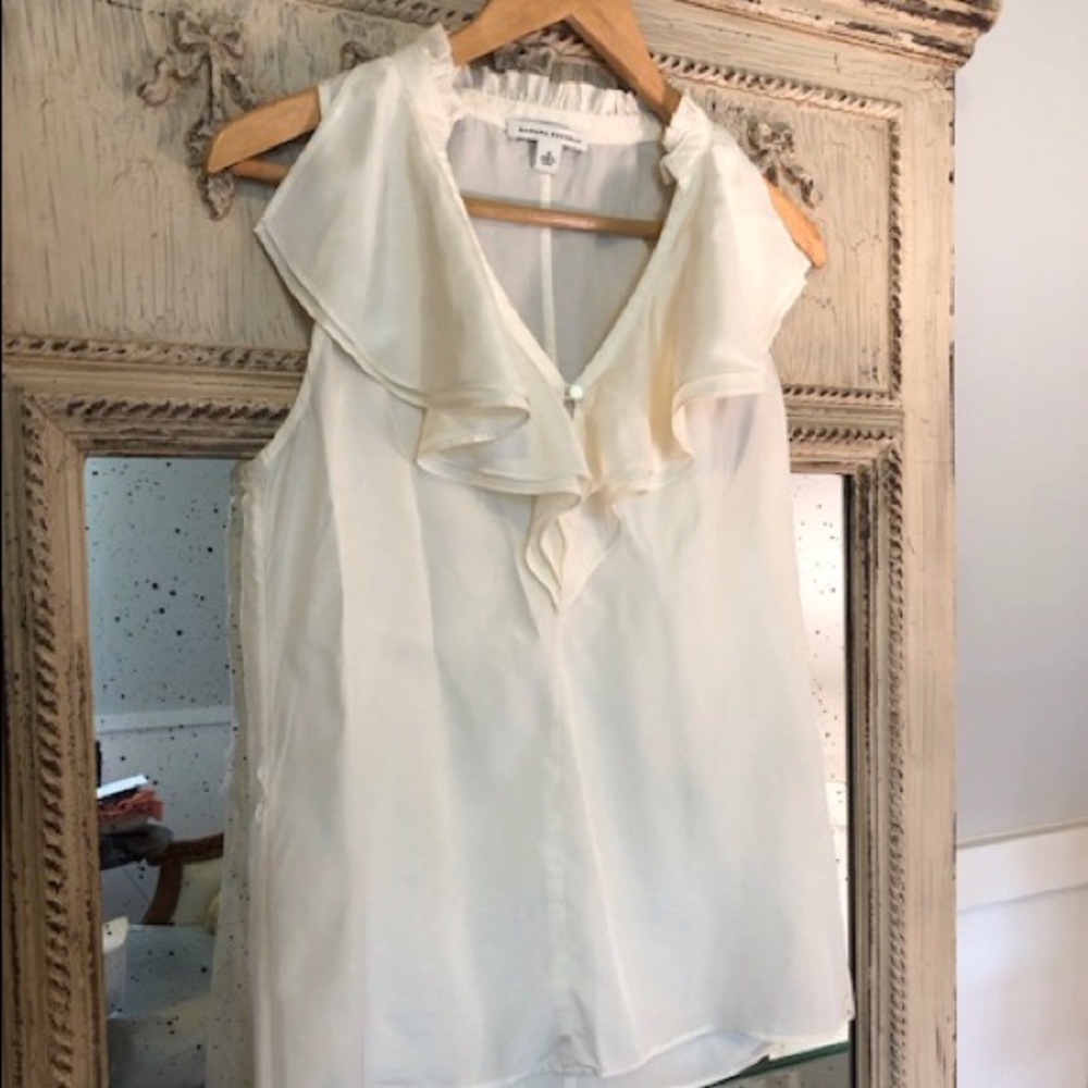 Banana Republic cream tank